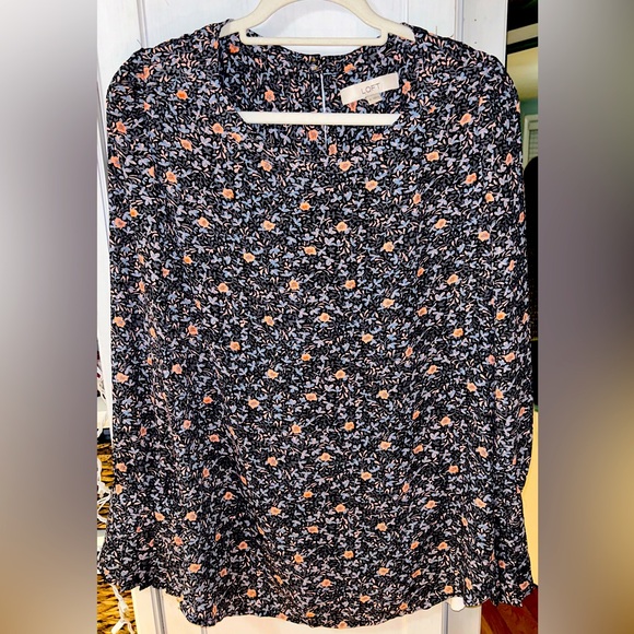 LOFT Tops - floral bell sleeve blouse XL LOFT like new